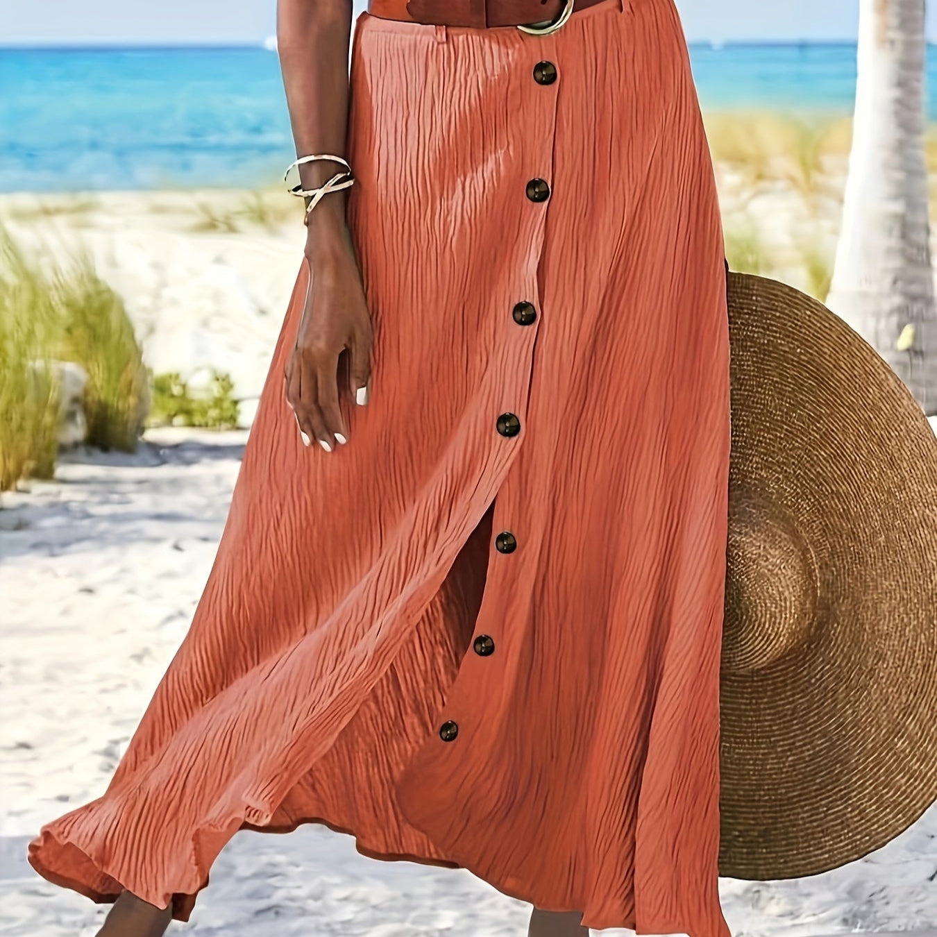 Pikk seelik poolläbipaistev avaga — Elegantsus ja stiil