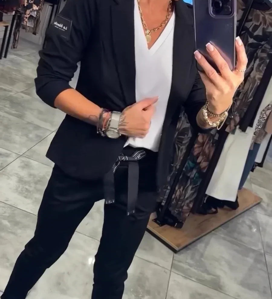 Adriana – Elegantne komplekt