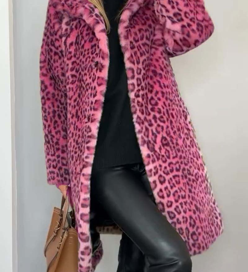 Leia – Stiilne leopardimustriga mantel