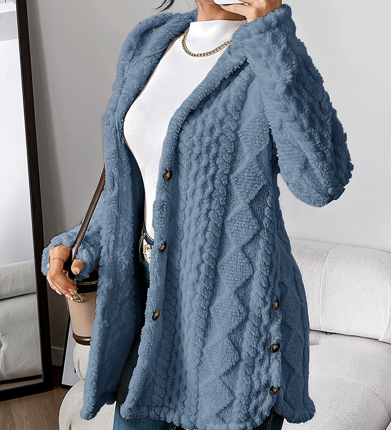 Sarahi™ | Kapuutsiga Karvane Mantel