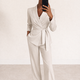 Nika – Elegantne Kaheosaline Kostüüm