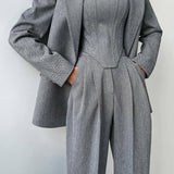 Elegants - Kolmeosaline bleiserikomplekt ülekandega