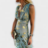 Tatiana - Elegantne V-kaelusega Kleid