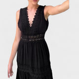 Elena - Elegantne V-kaelusega Lõhikleid