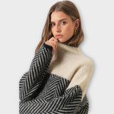 Maeve - Pehme Kõrge Kraega Pullover