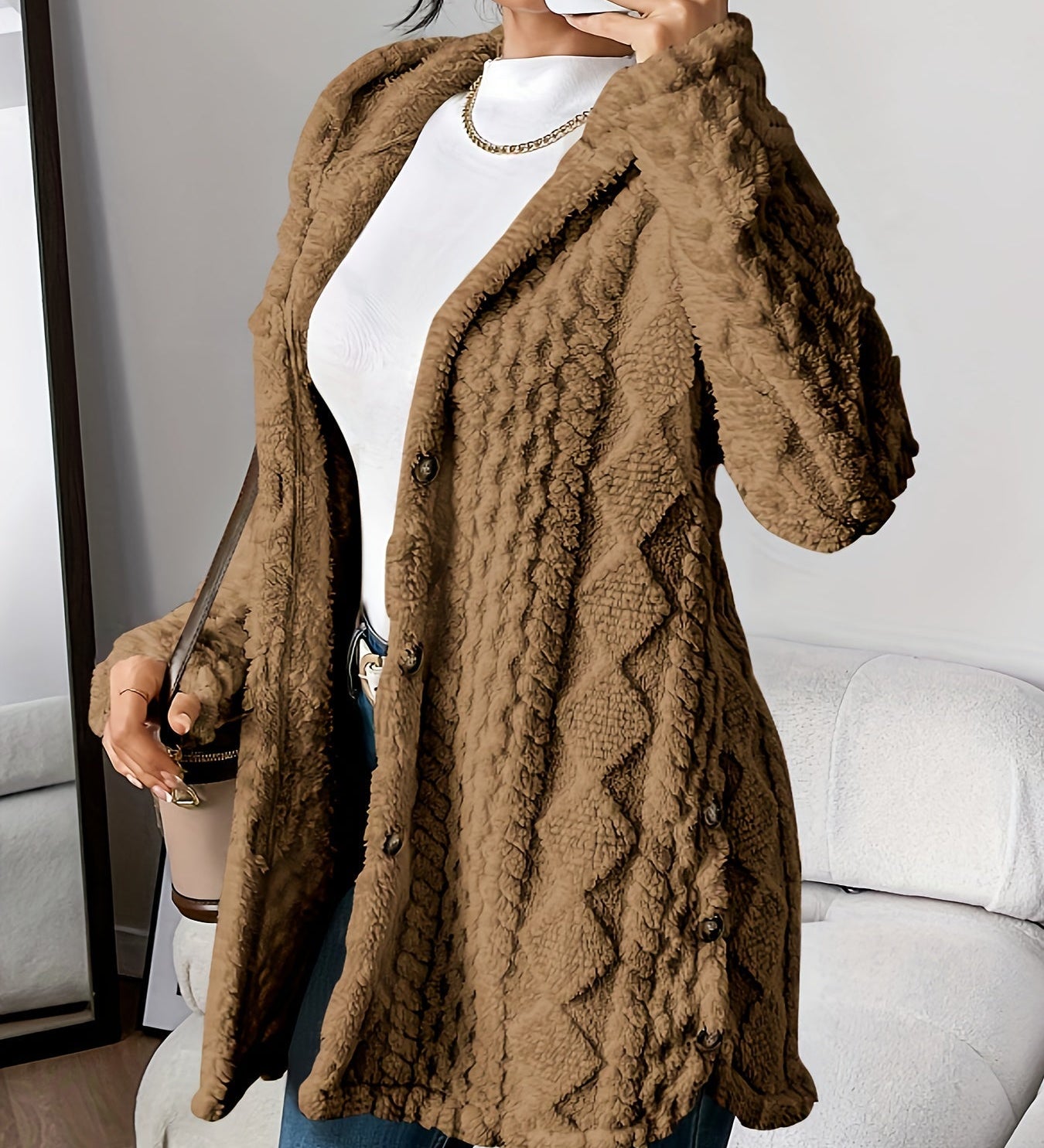 Sarahi™ | Kapuutsiga Karvane Mantel