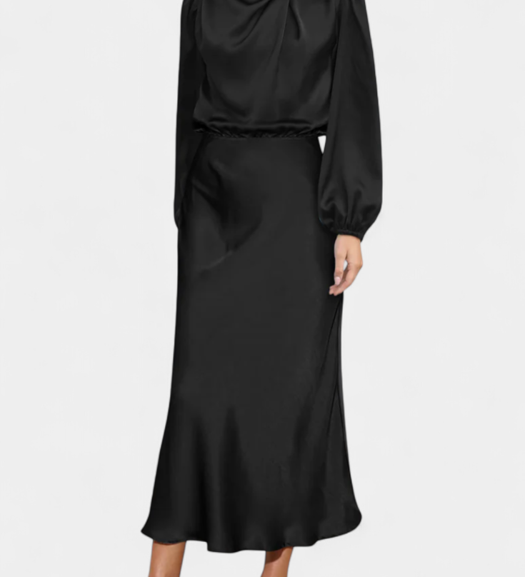 Cecila - Lillemustriga Maxi Kleit Kõrge Kraega