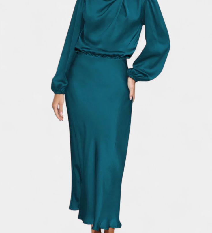 Cecila - Lillemustriga Maxi Kleit Kõrge Kraega